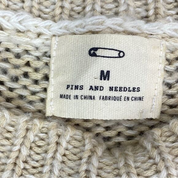 Pins & Needles Fuzzy Polar Bear Sweater Beige Blue Medium Crew Neck - Picture 11 of 13